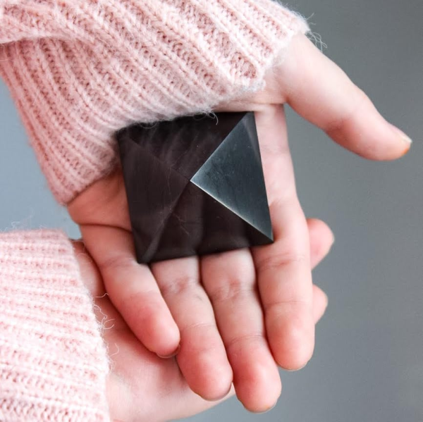 Shungite Protection Set – EMF Blocking Pyramid & Cell Phone Stickers - Image 9